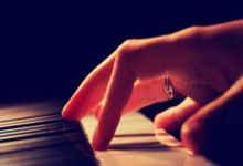 竞技宝：反向毒奶，赛前达洛特曾说希望霍伊伦在国家队比赛中不要进球.